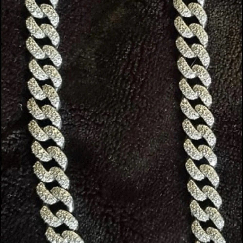 22” 9mm .925 Stamped 3.6 oz Cuban Link Moissanite Chain